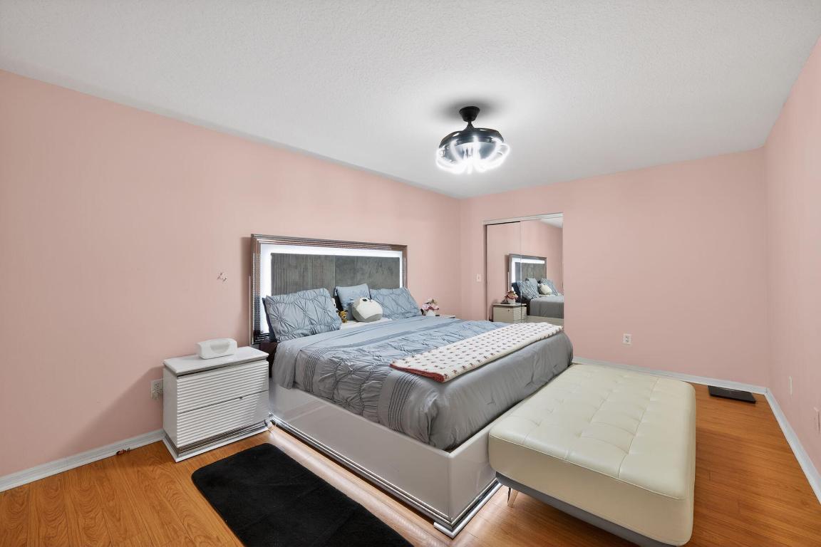 1530 SW Escobar Lane