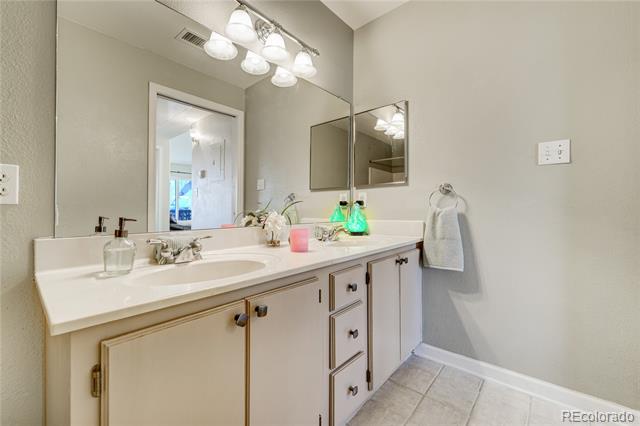 3876 Canyon Ranch Road Unit: 202
