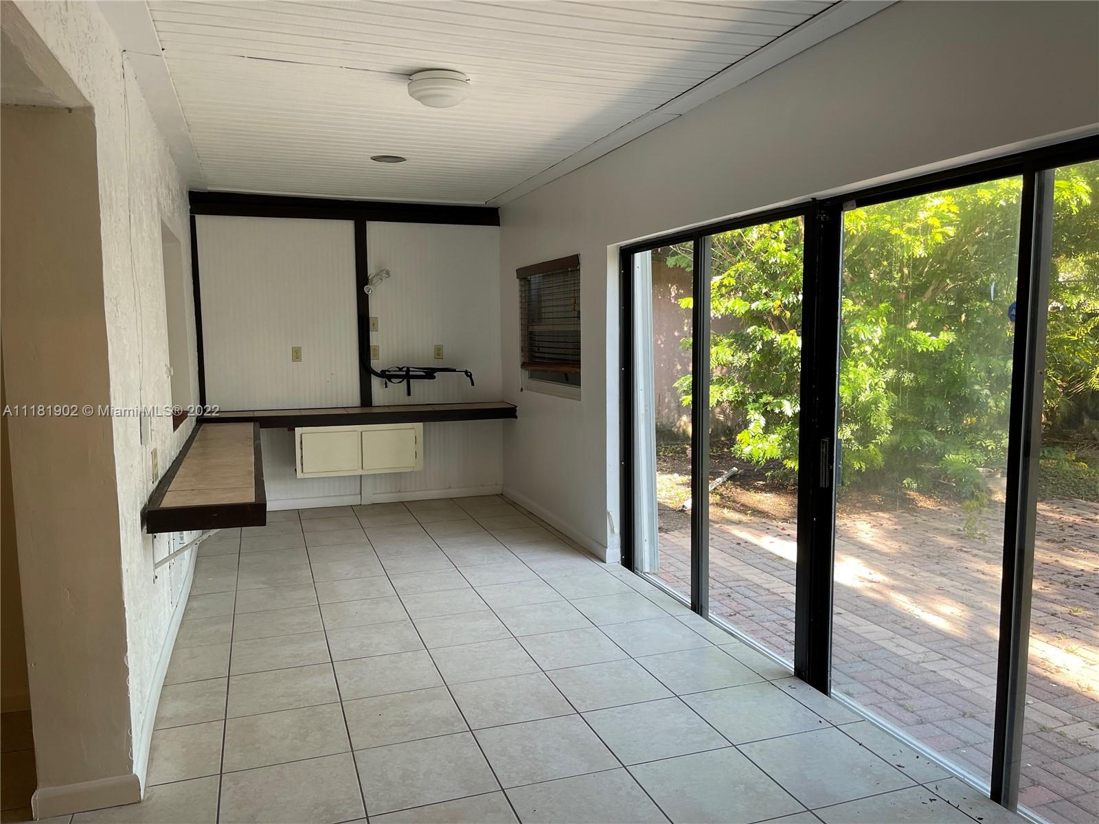 5137 SW 149th Pl Unit: 5137