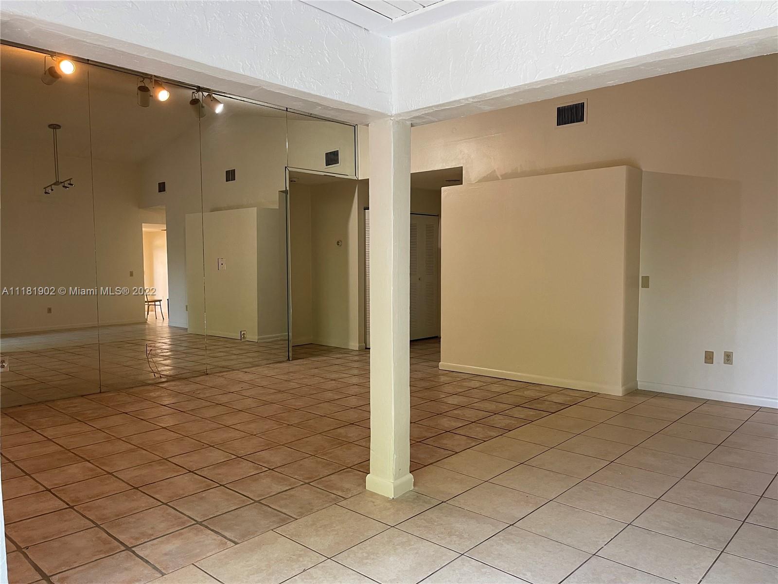 5137 SW 149th Pl Unit: 5137