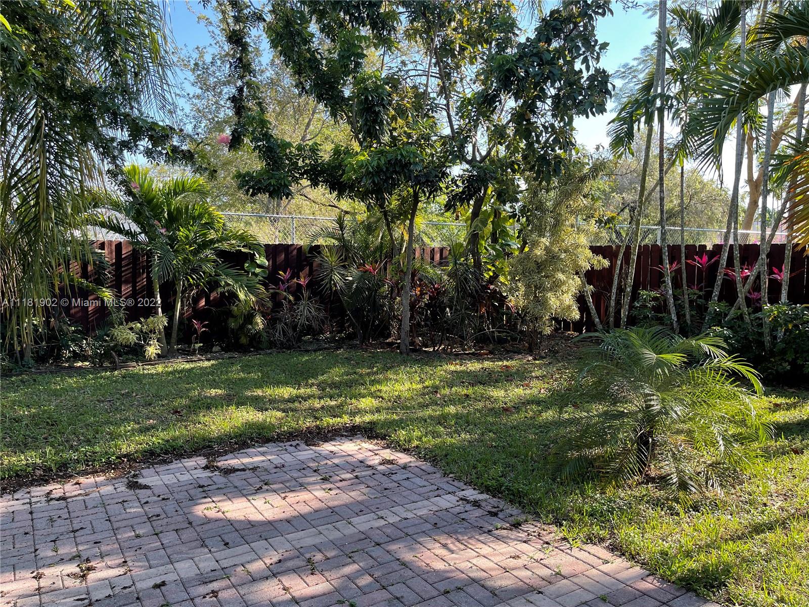 5137 SW 149th Pl Unit: 5137