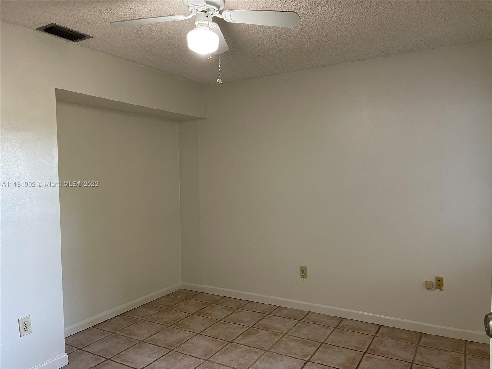 5137 SW 149th Pl Unit: 5137