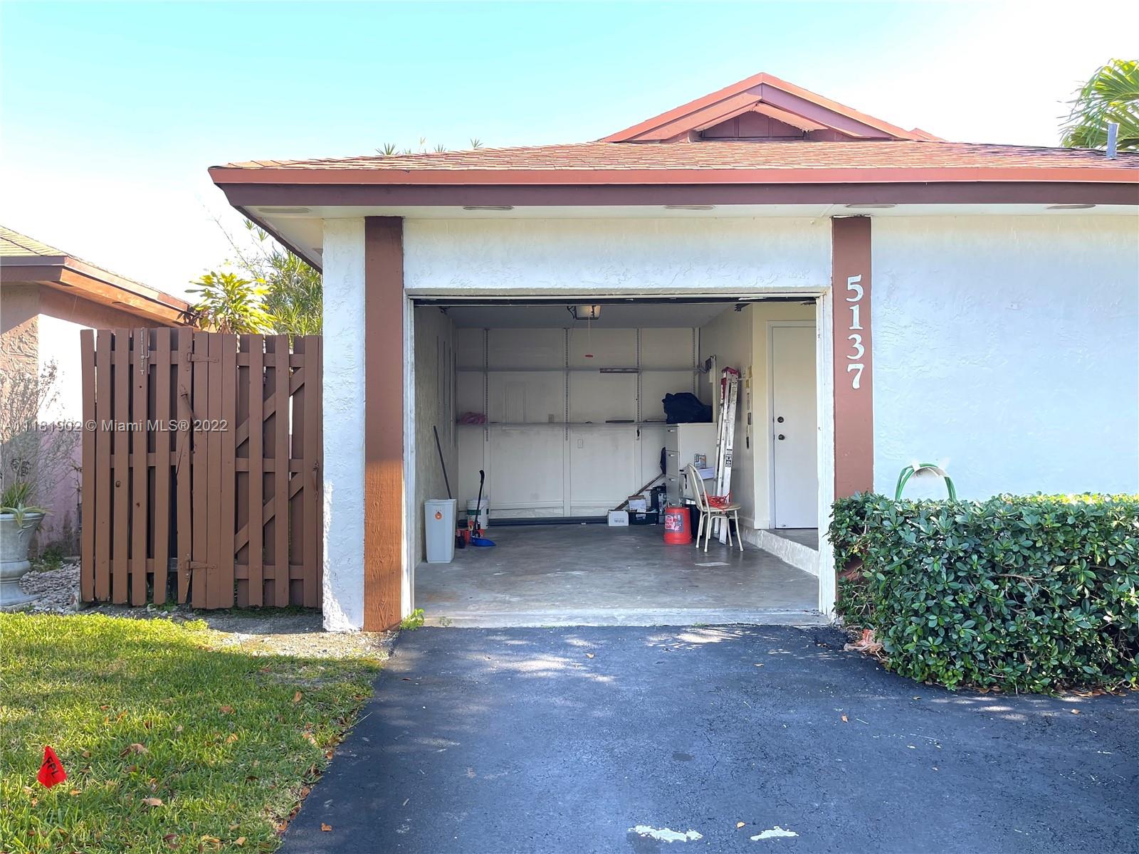 5137 SW 149th Pl Unit: 5137