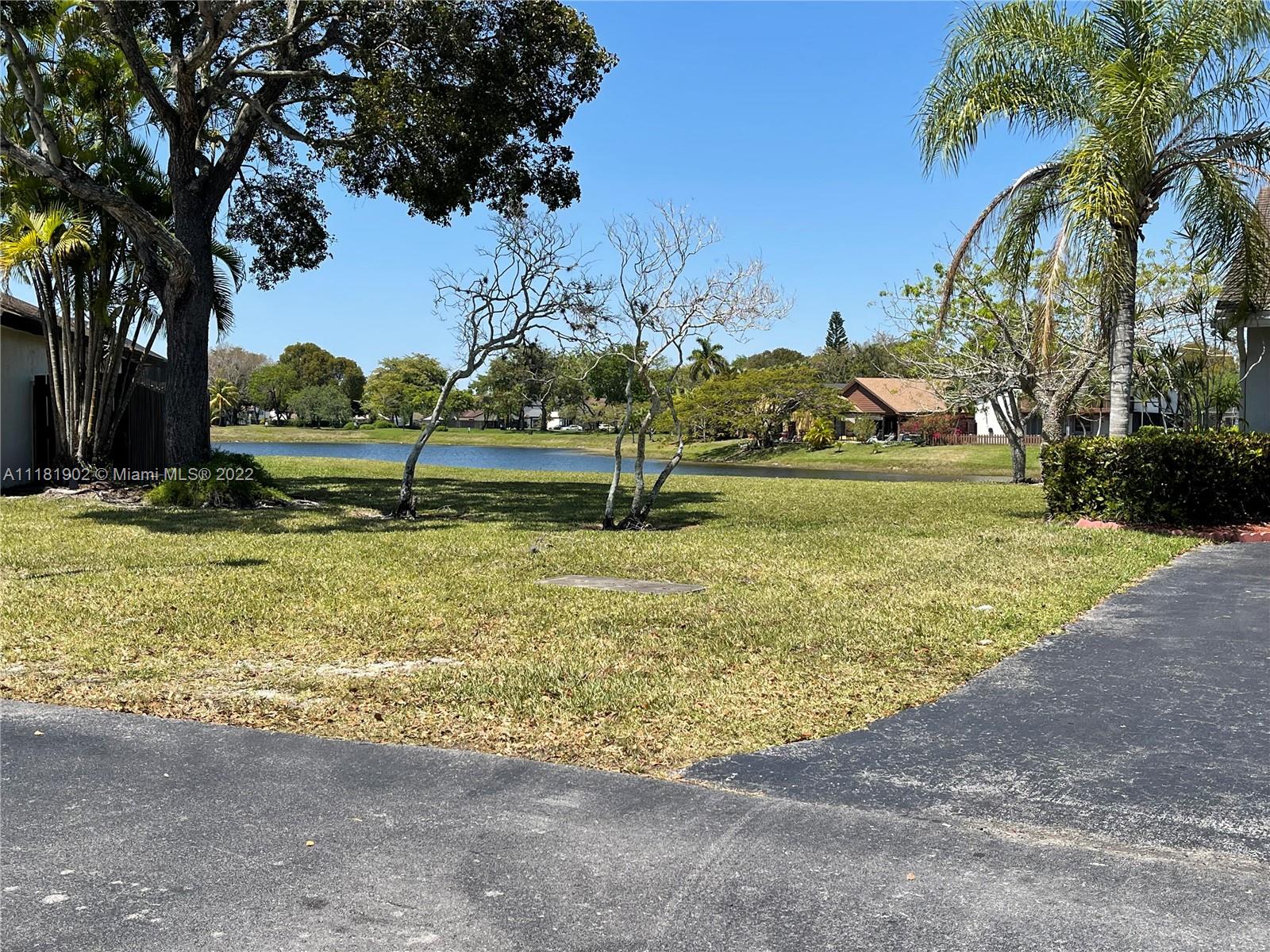 5137 SW 149th Pl Unit: 5137