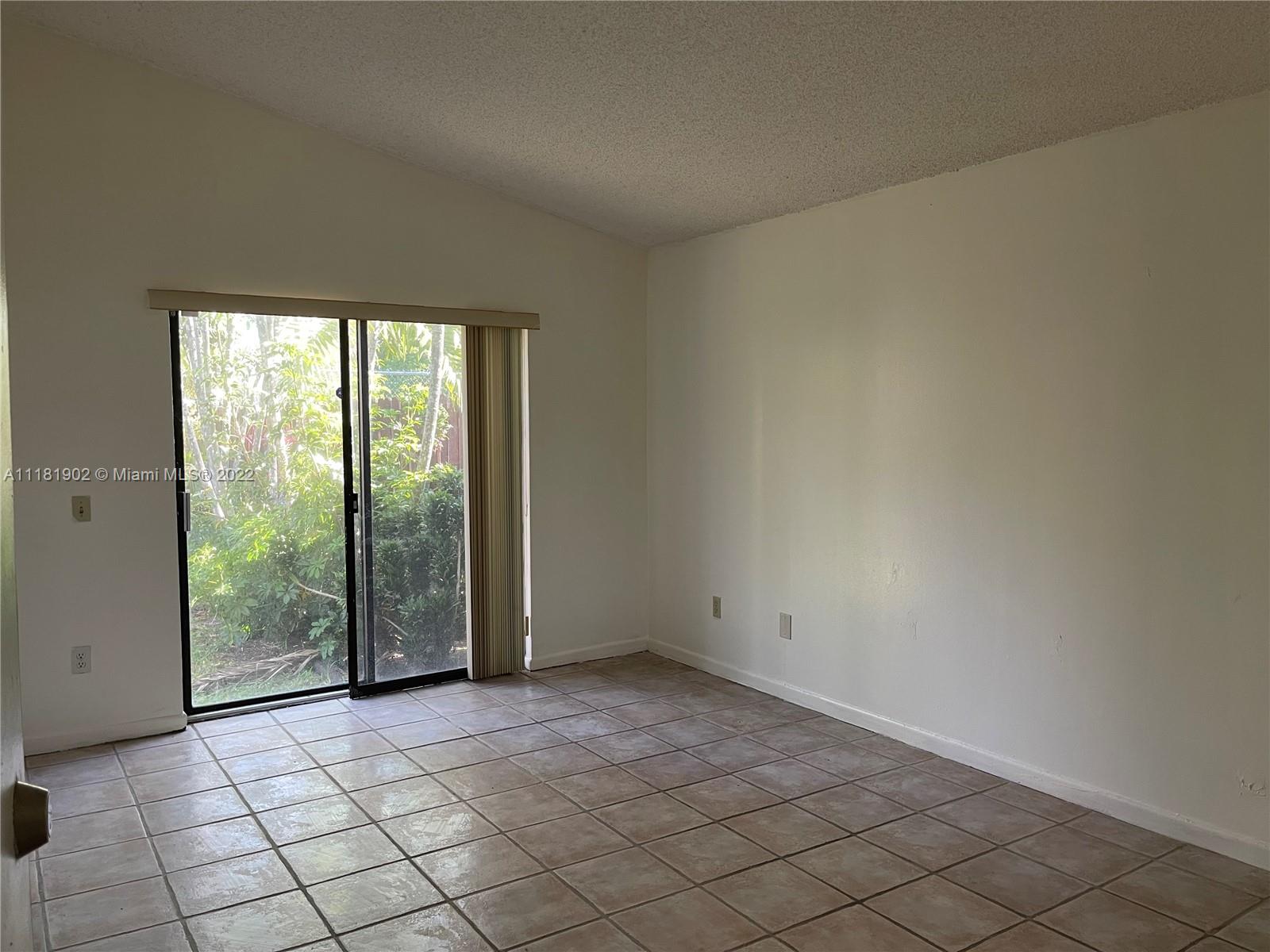 5137 SW 149th Pl Unit: 5137