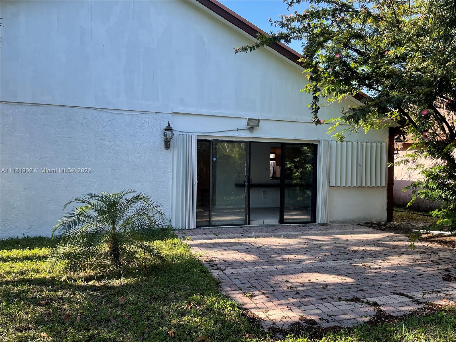 5137 SW 149th Pl Unit: 5137