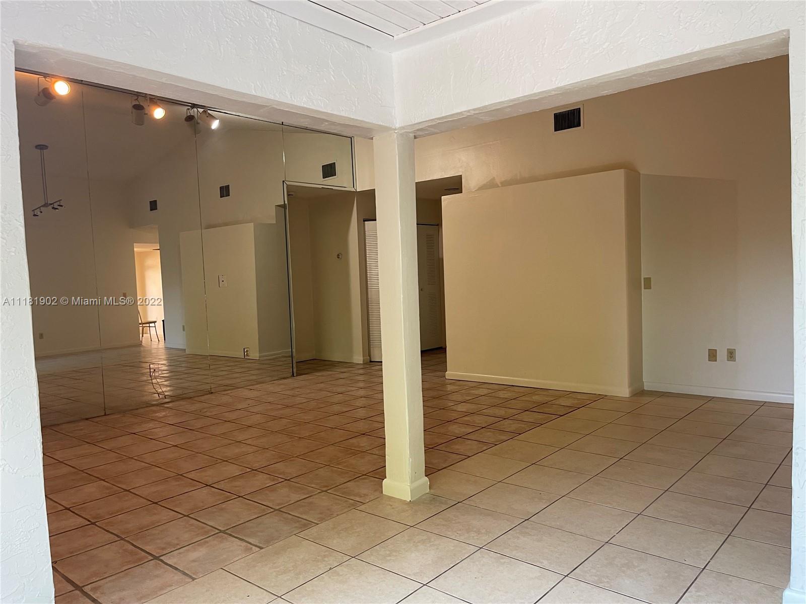 5137 SW 149th Pl Unit: 5137