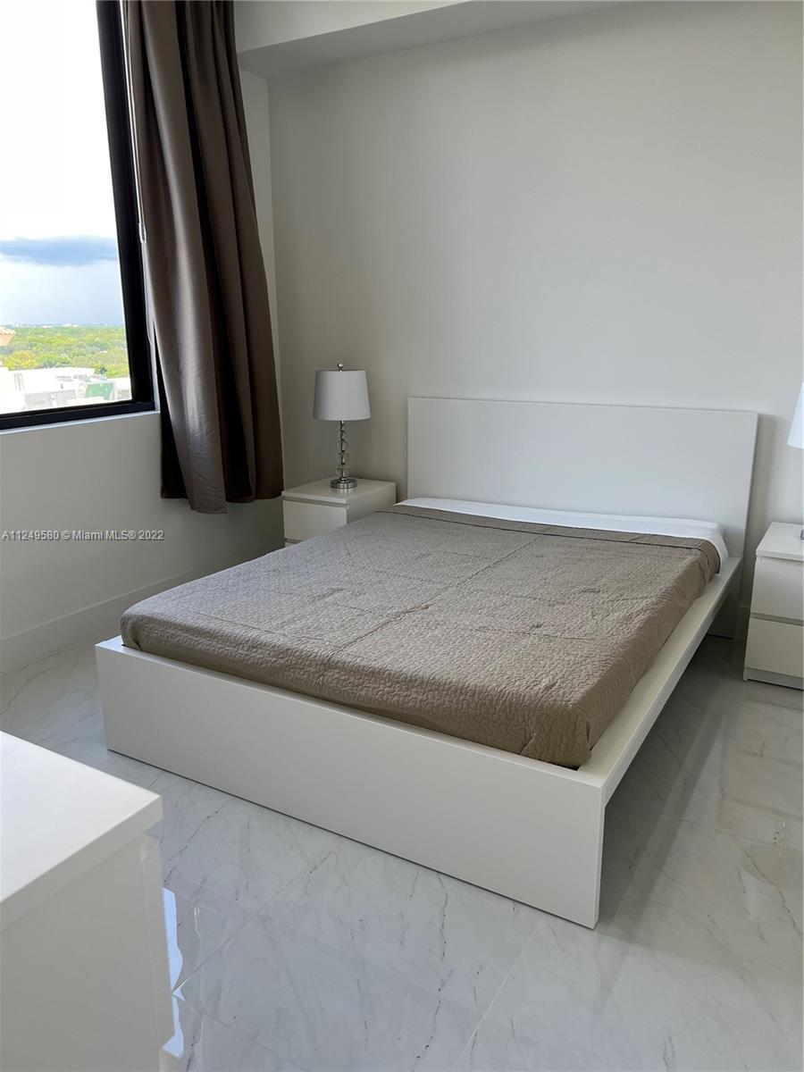 301 Altara Ave Unit: UPH1006