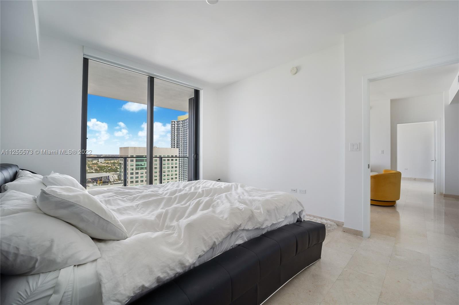 88 SW 7th St Unit: 2410