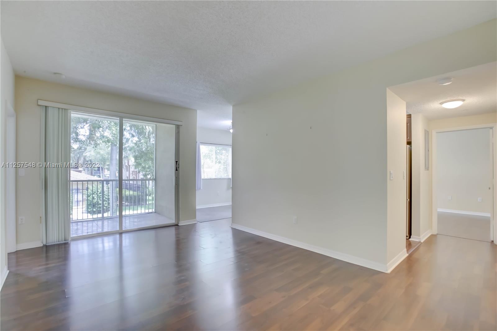 7085 Nova Dr Unit: 212