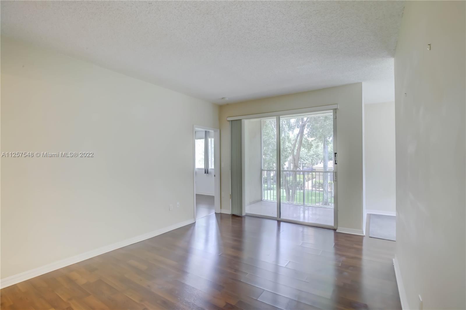 7085 Nova Dr Unit: 212