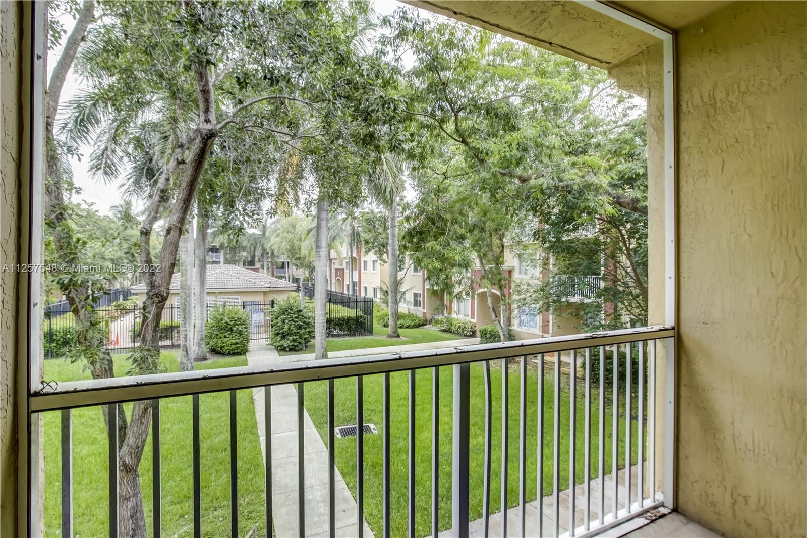 7085 Nova Dr Unit: 212