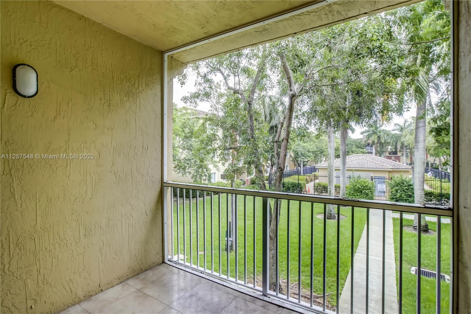 7085 Nova Dr Unit: 212