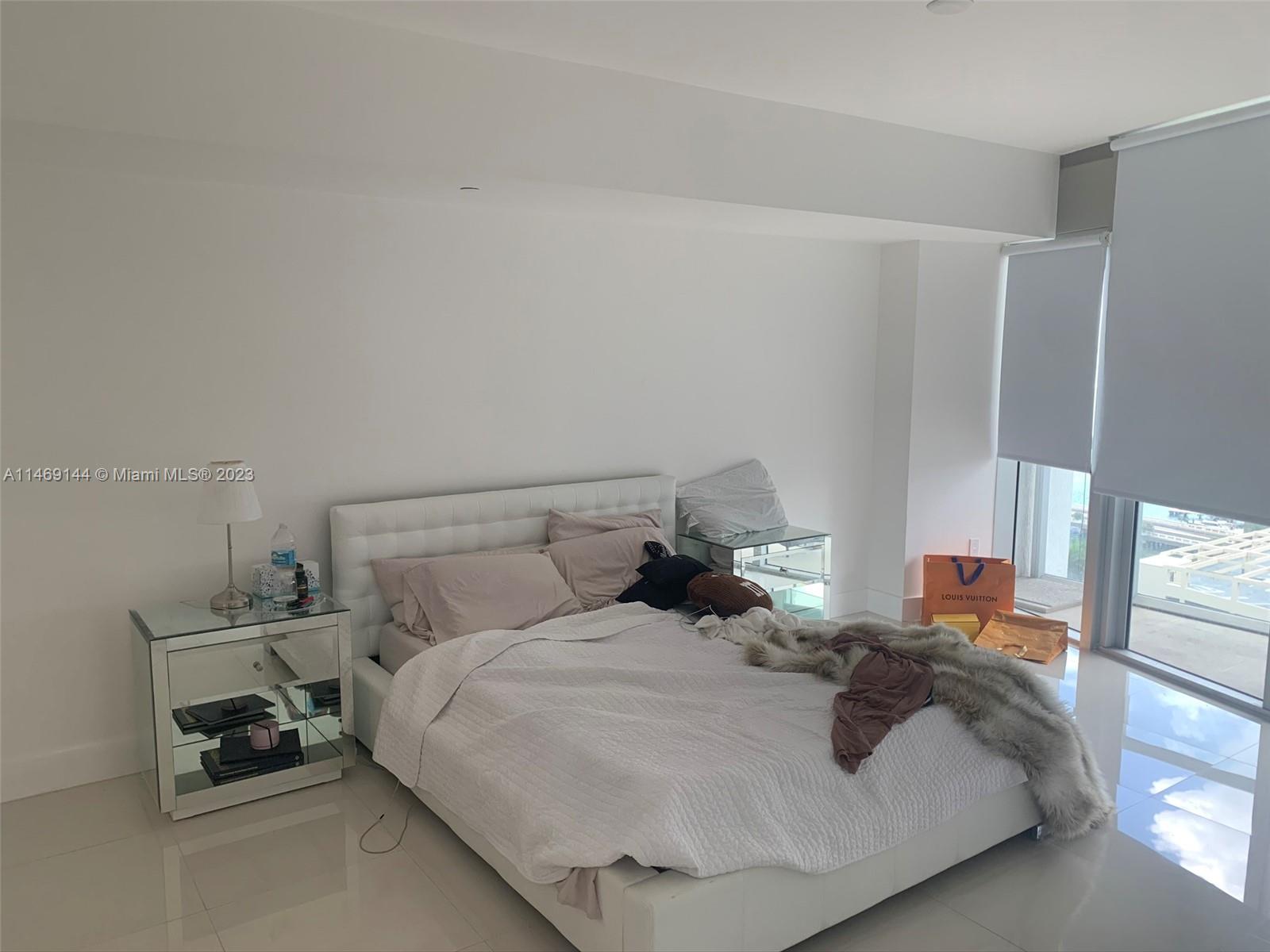 495 Brickell Ave Unit: 1709