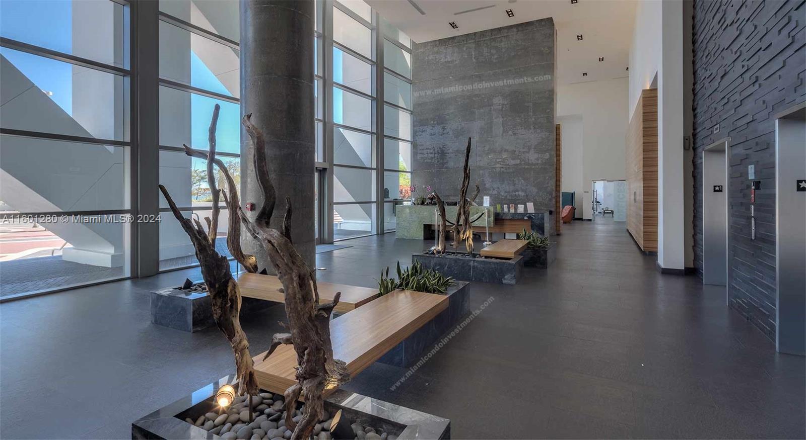 888 BISCAYNE BLVD # 3304