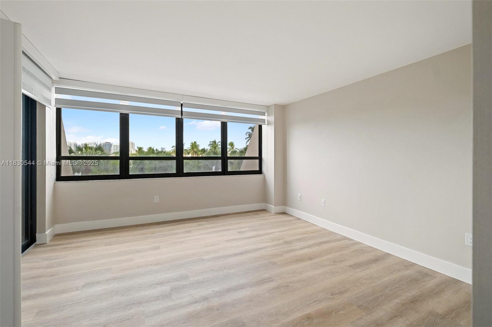 1 Grove Isle Dr # A206