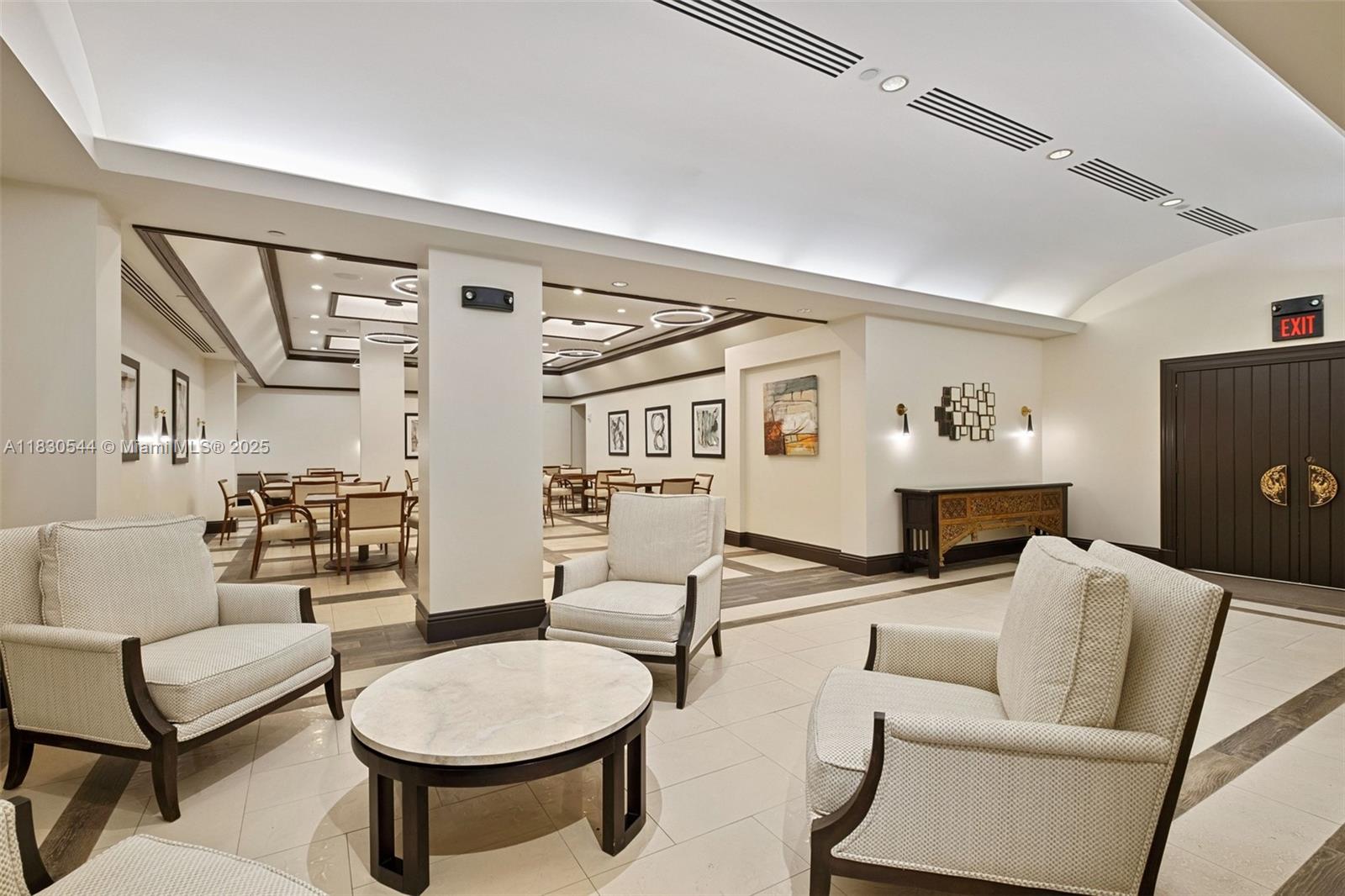 1 Grove Isle Dr # A206