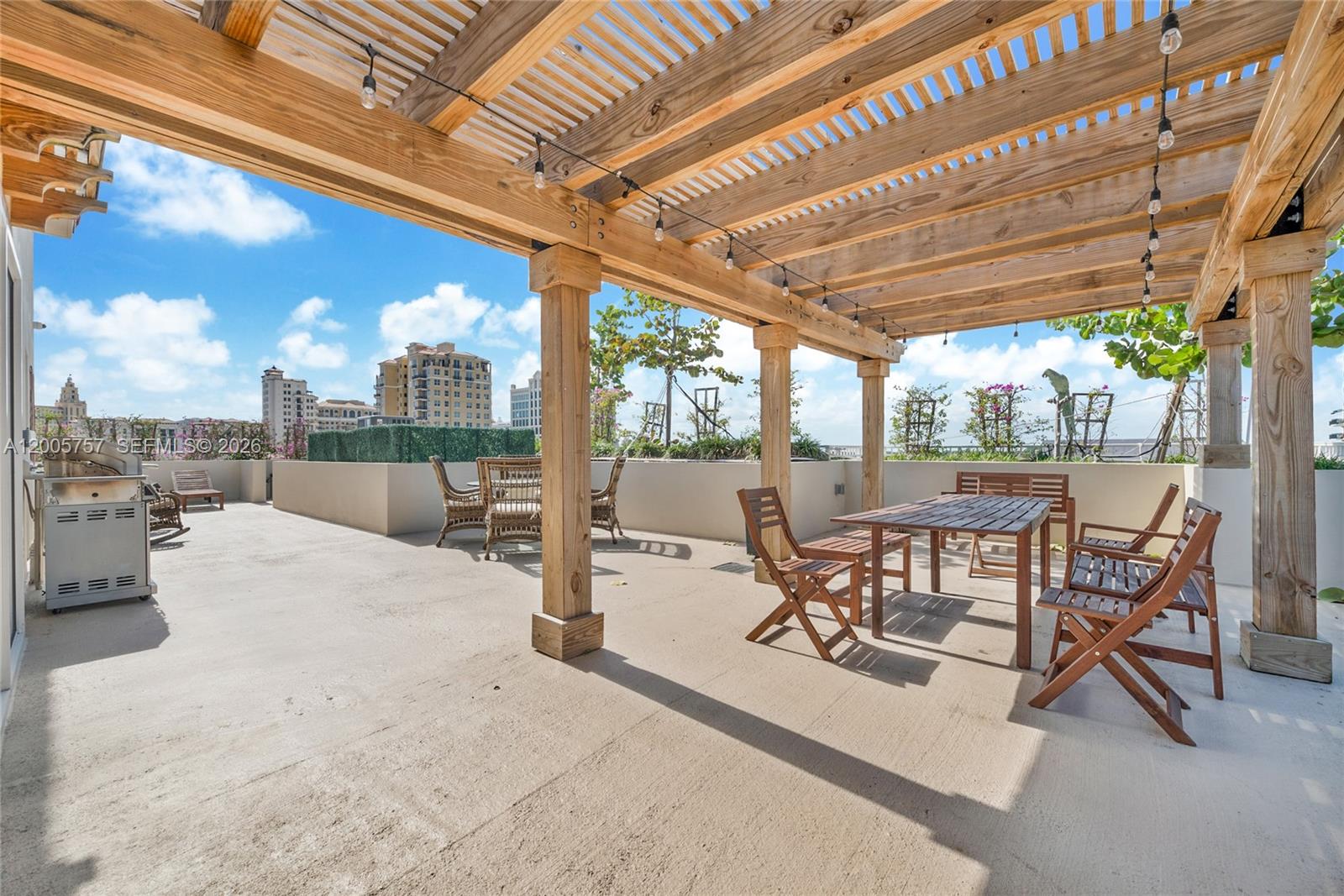 120 Salamanca Ave # 2A