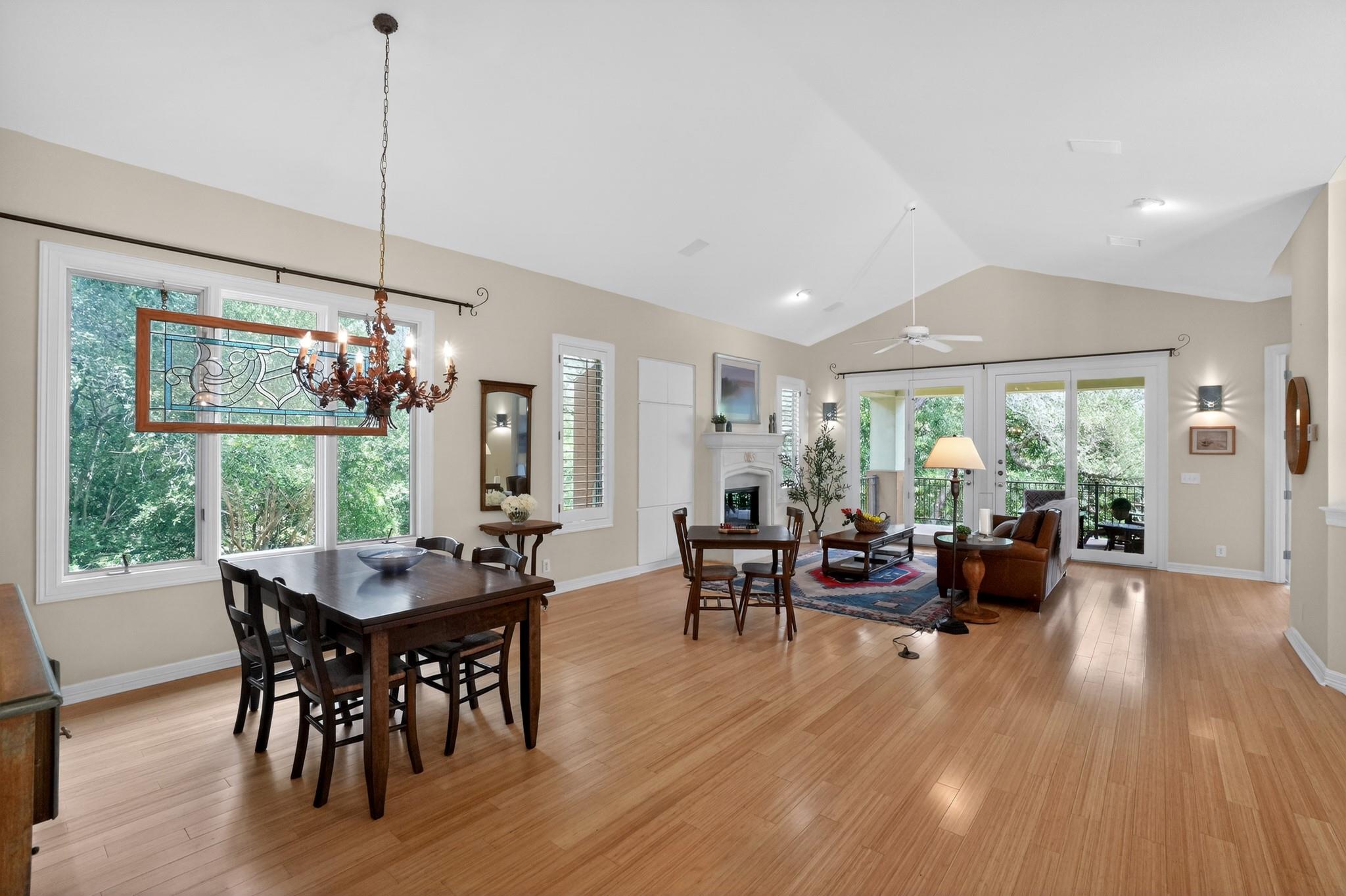 2305 Barton Creek BLVD # 40