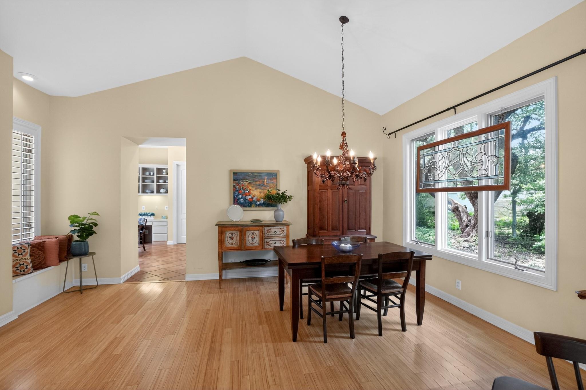 2305 Barton Creek BLVD # 40