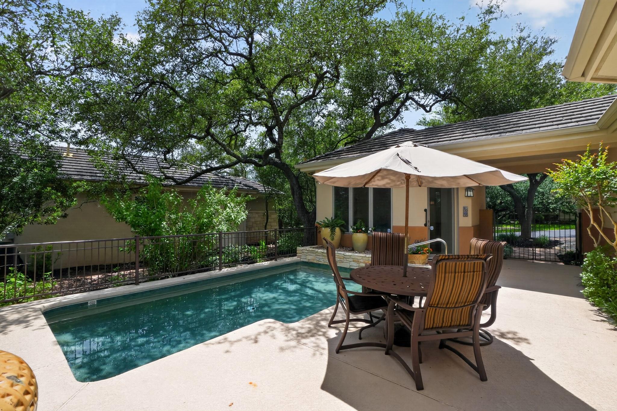 2305 Barton Creek BLVD # 40