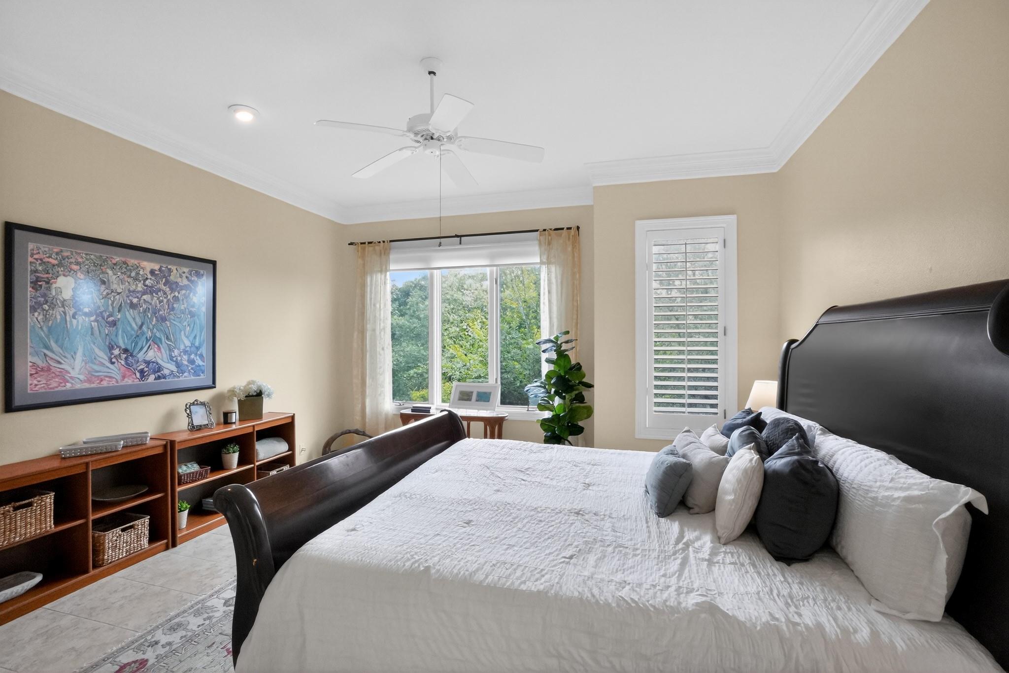 2305 Barton Creek BLVD # 40