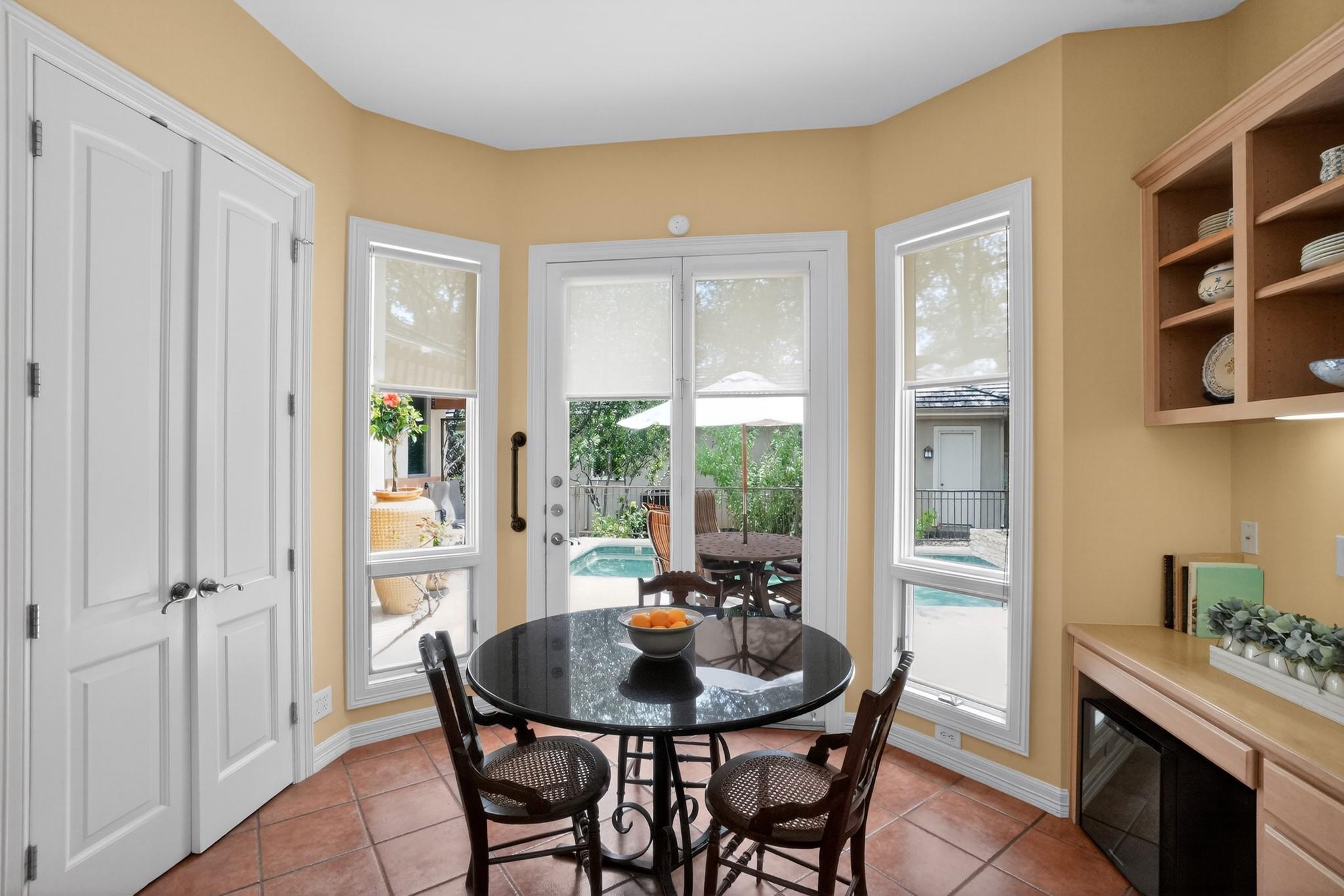 2305 Barton Creek BLVD # 40