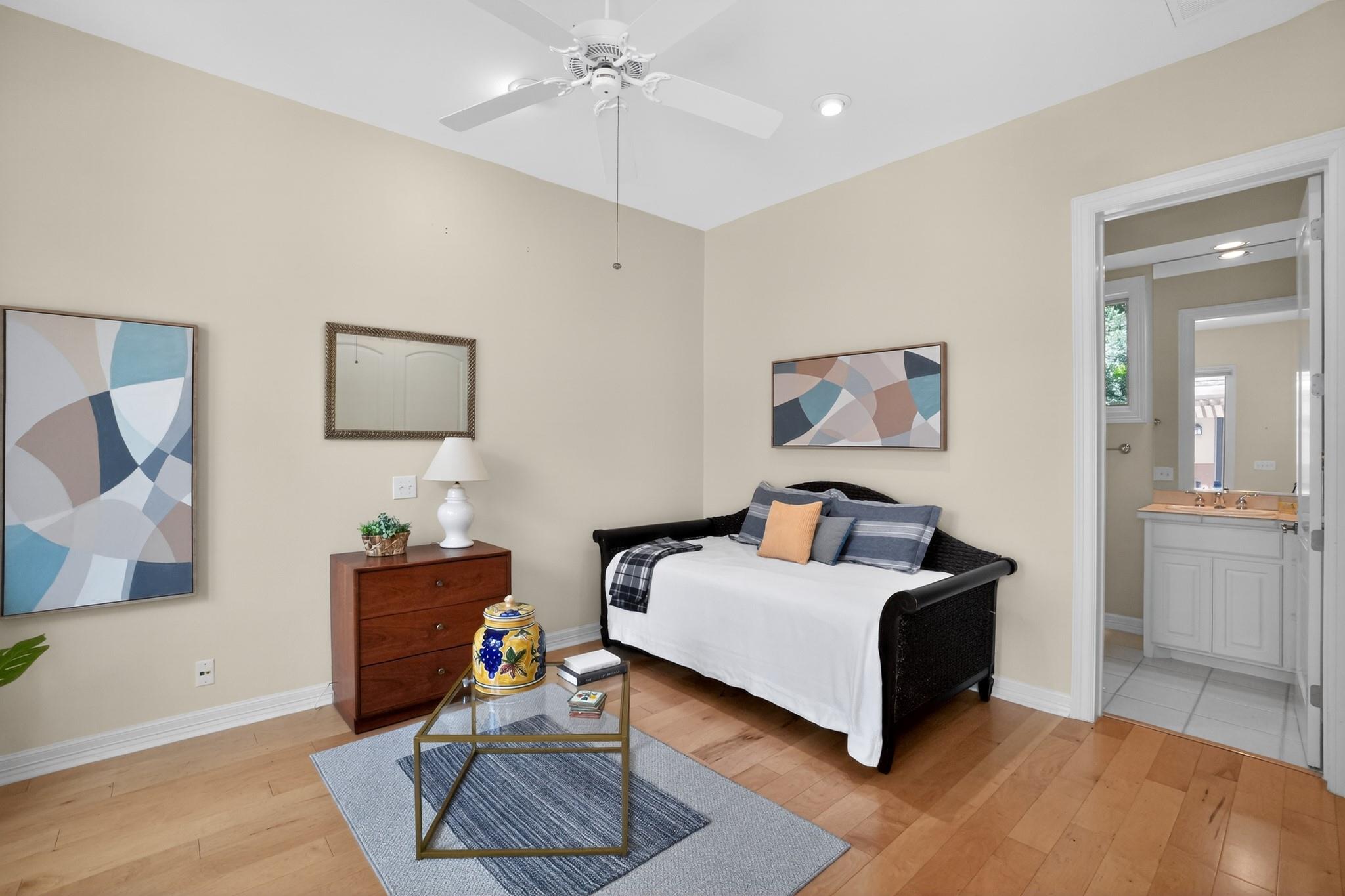 2305 Barton Creek BLVD # 40