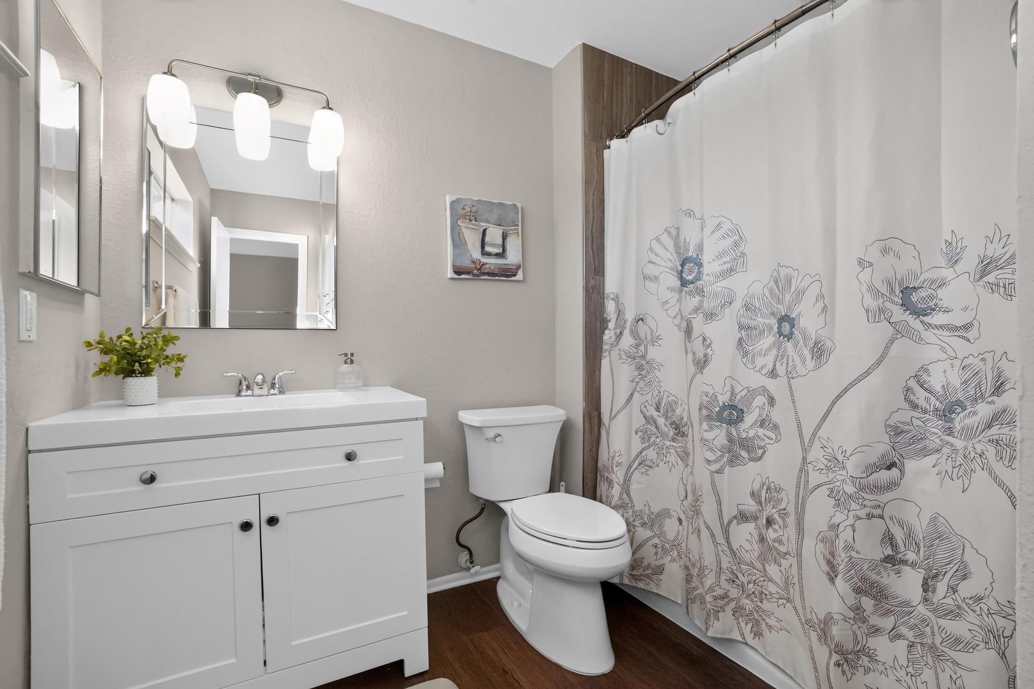 2104 Cullen Ave # 211 Unit: 7-211