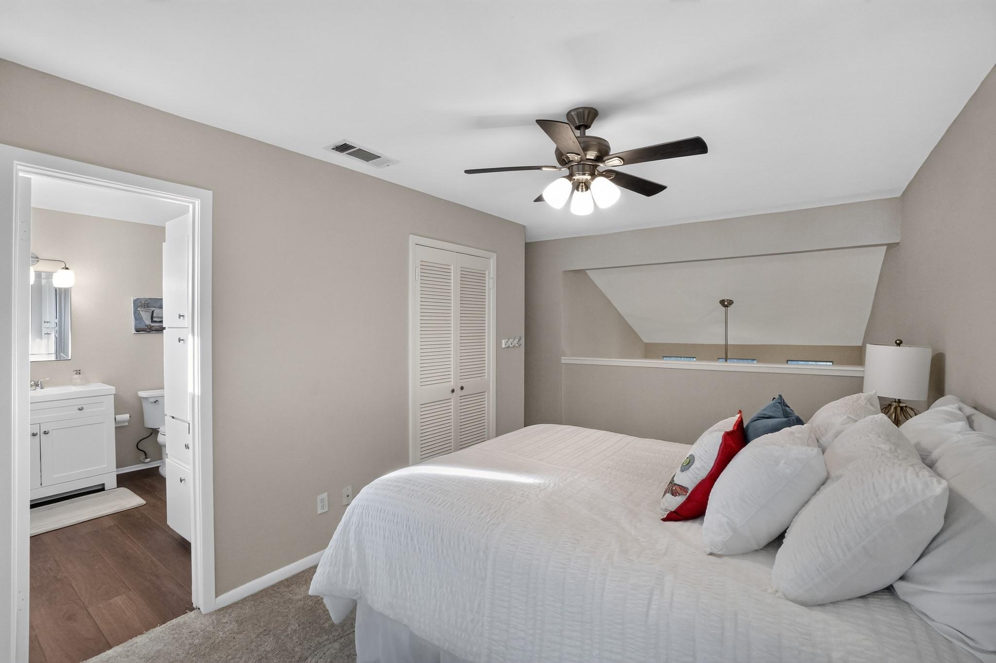 2104 Cullen Ave # 211 Unit: 7-211