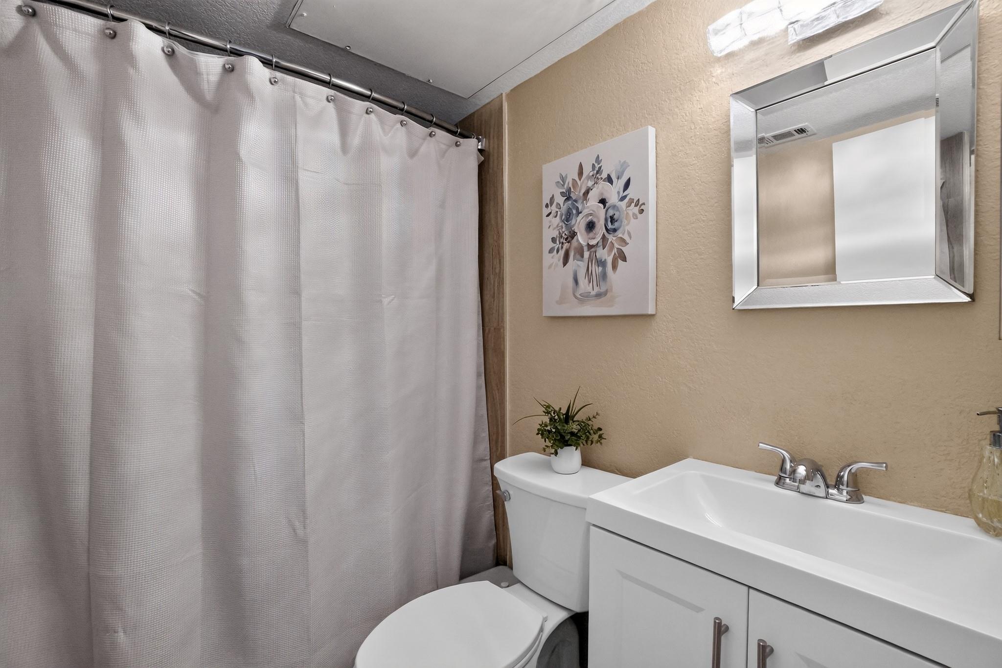 2104 Cullen Ave # 211 Unit: 7-211