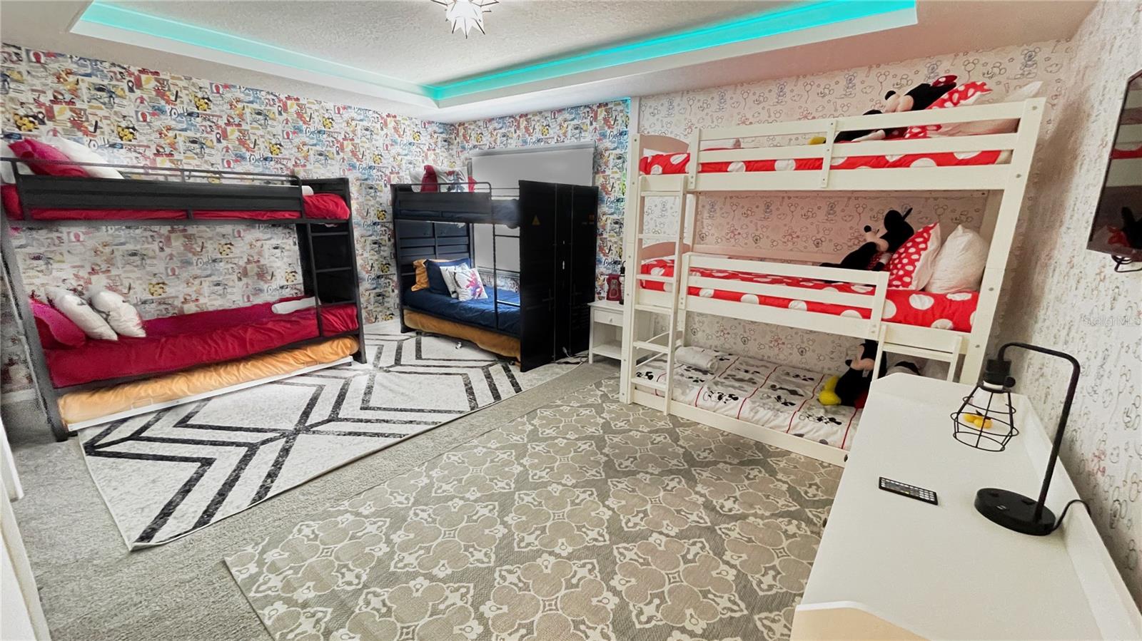 8940 COCONUT BREEZE DR