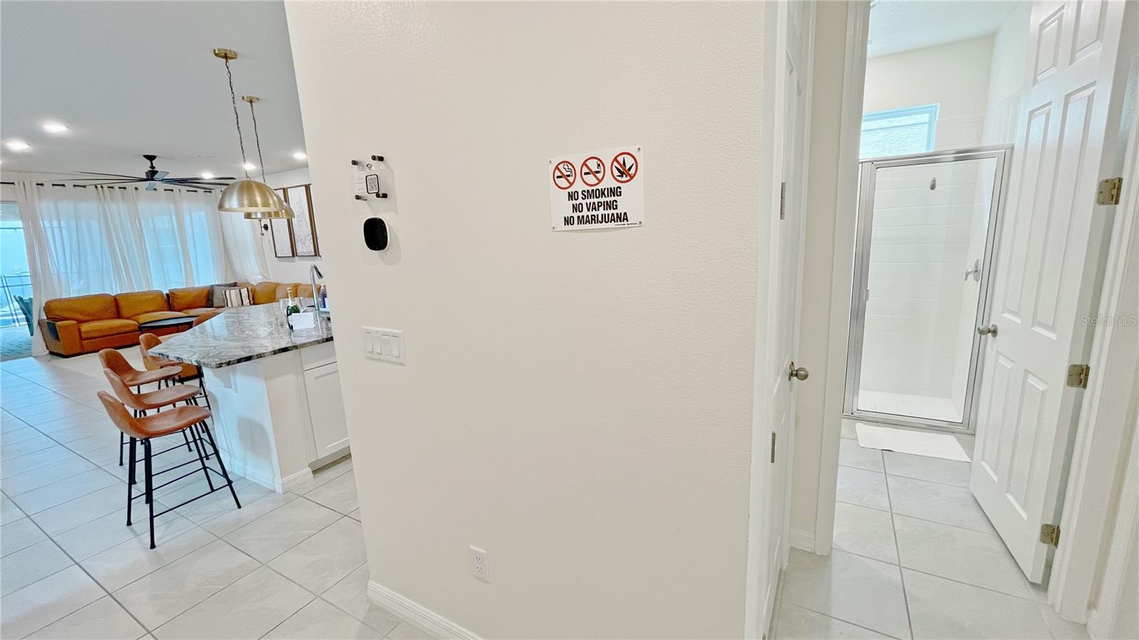 8940 COCONUT BREEZE DR