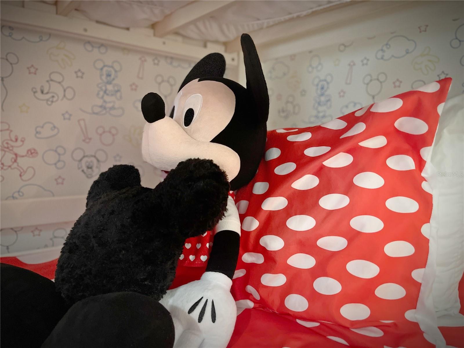 8940 COCONUT BREEZE DR