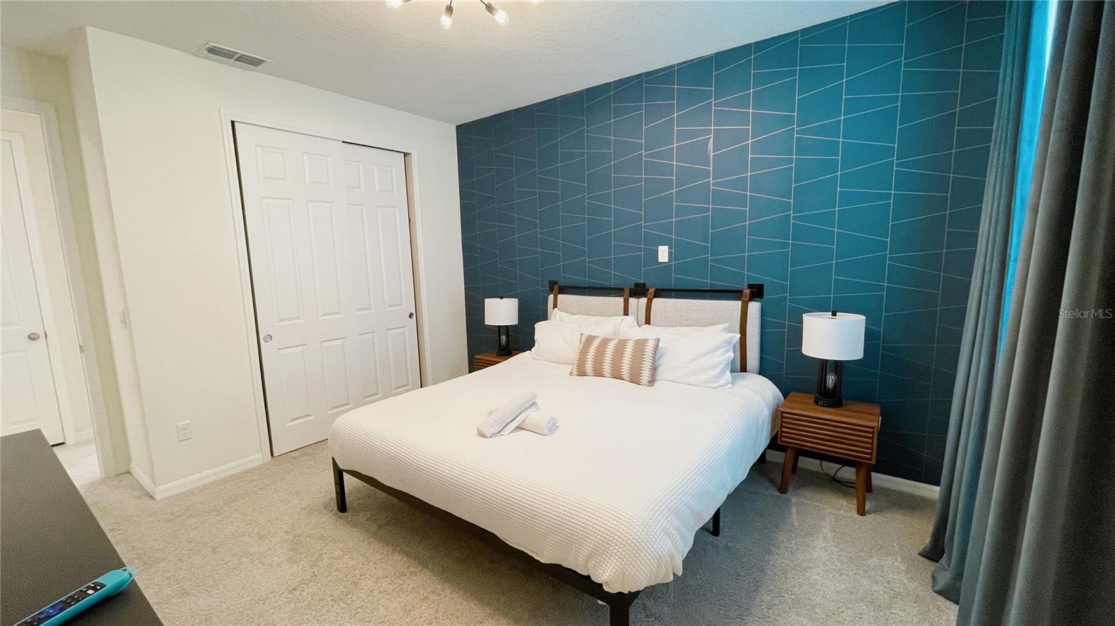 8940 COCONUT BREEZE DR