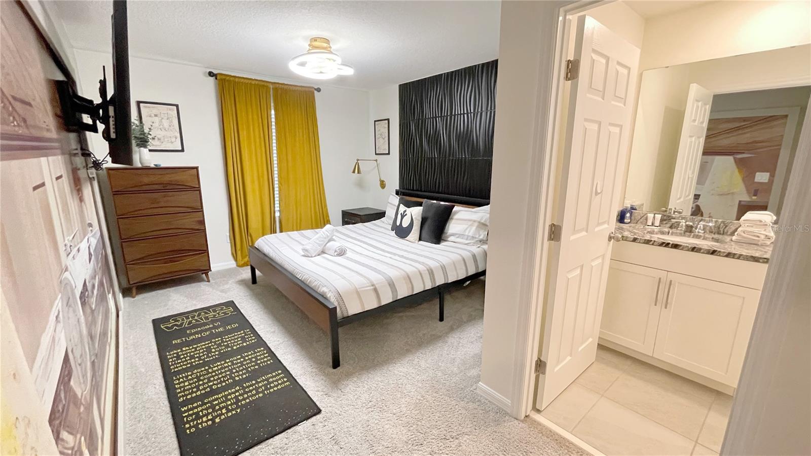 8940 COCONUT BREEZE DR