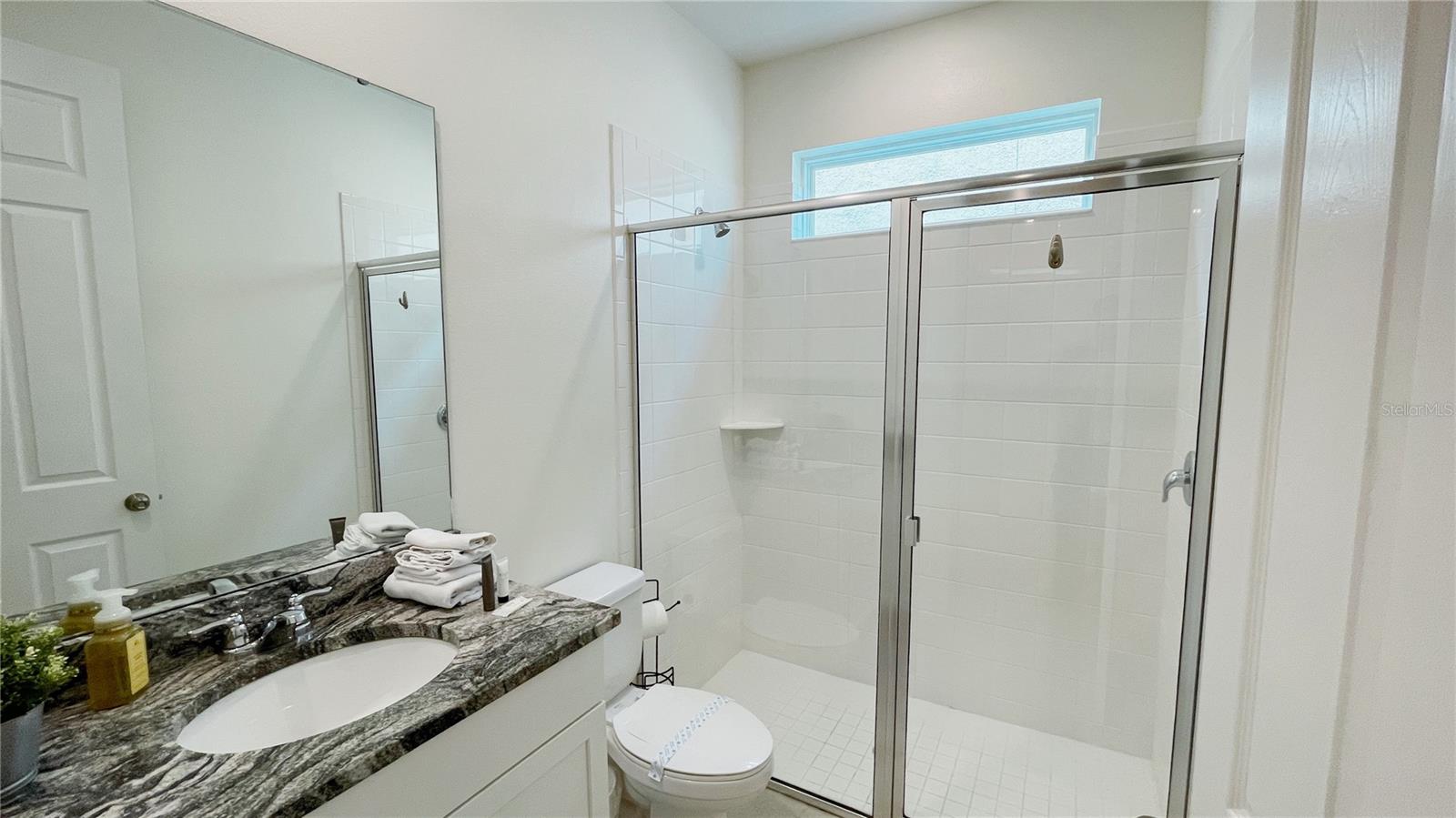 8940 COCONUT BREEZE DR