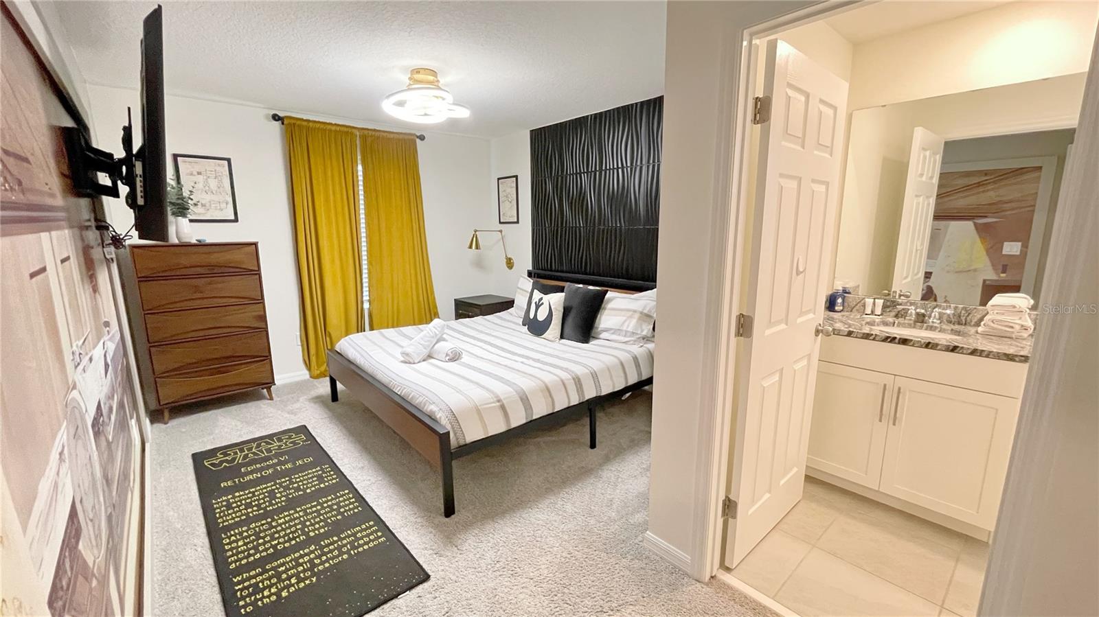 8940 COCONUT BREEZE DR