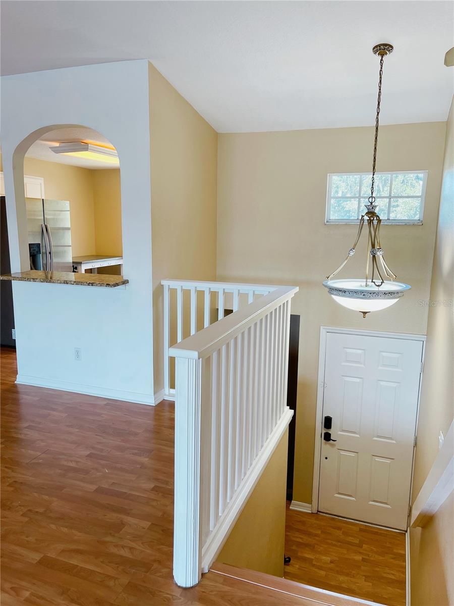 427 EAGLE RIDGE DR