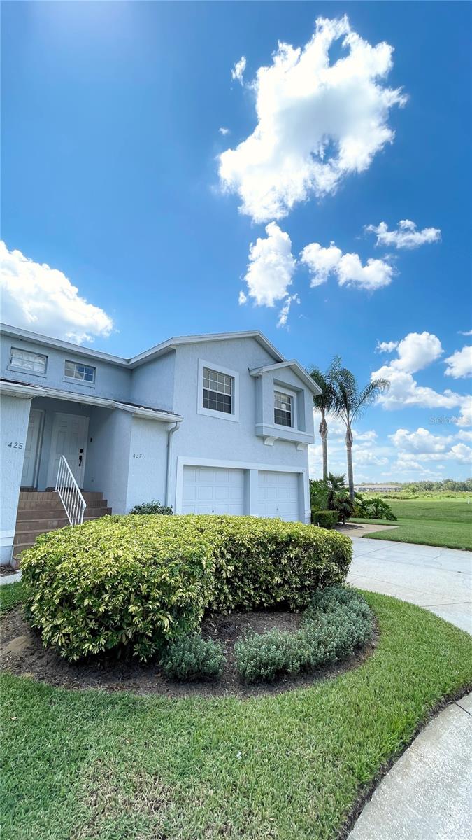 427 EAGLE RIDGE DR