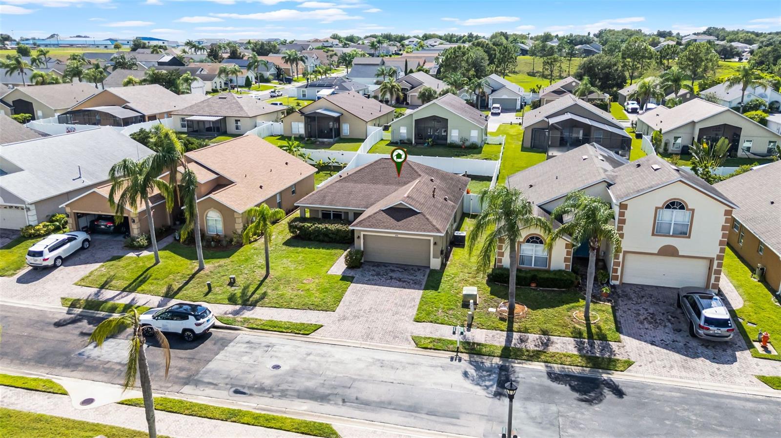 806 KNIGHTSBRIDGE CIR