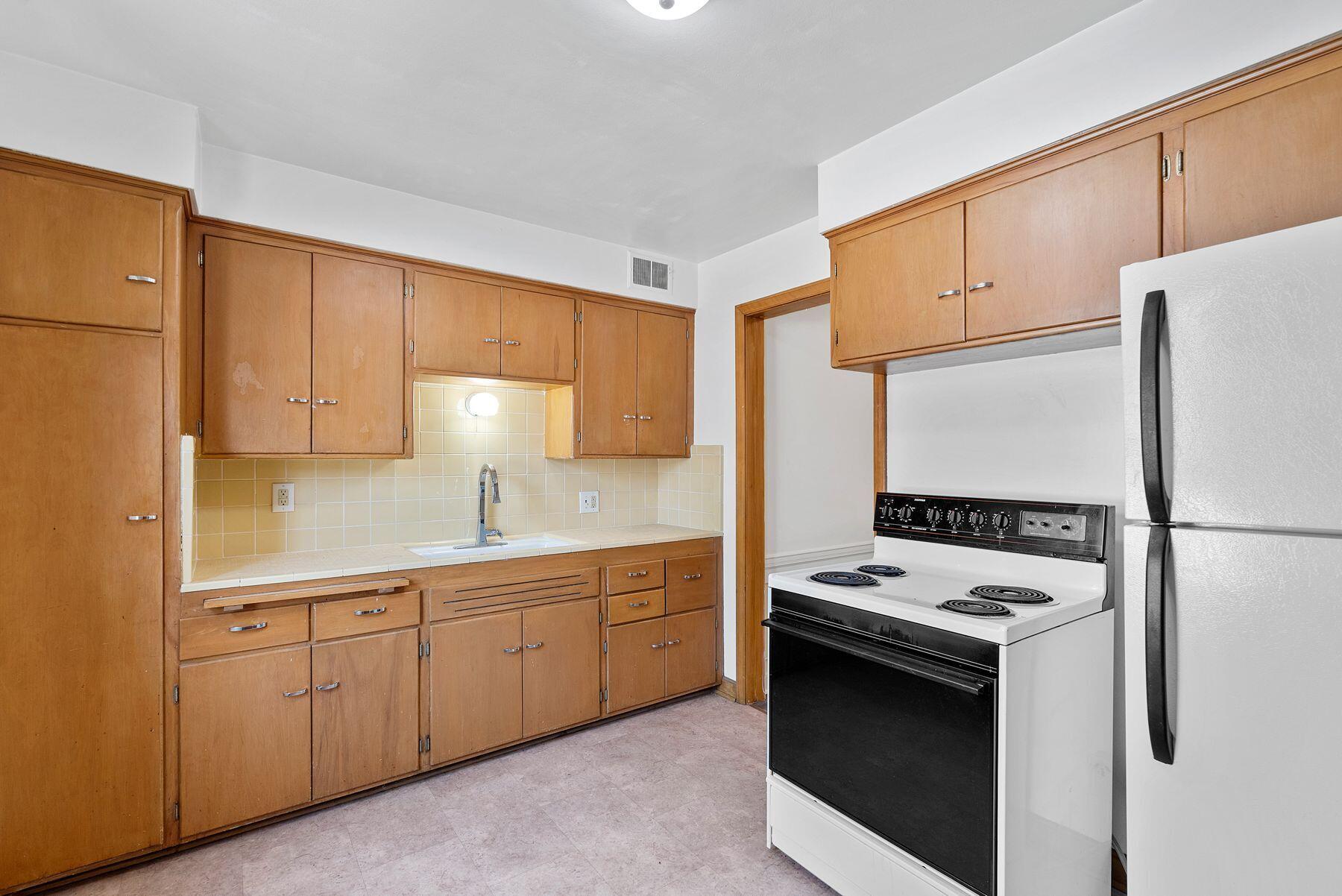 8130 W North Ave