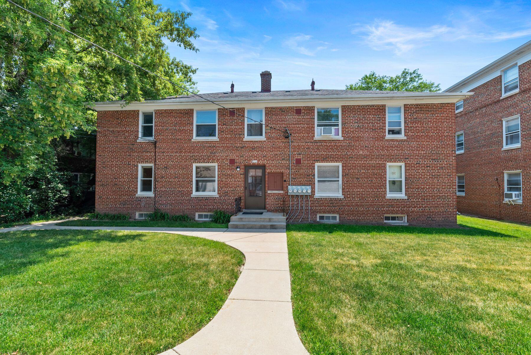 8130 W North Ave