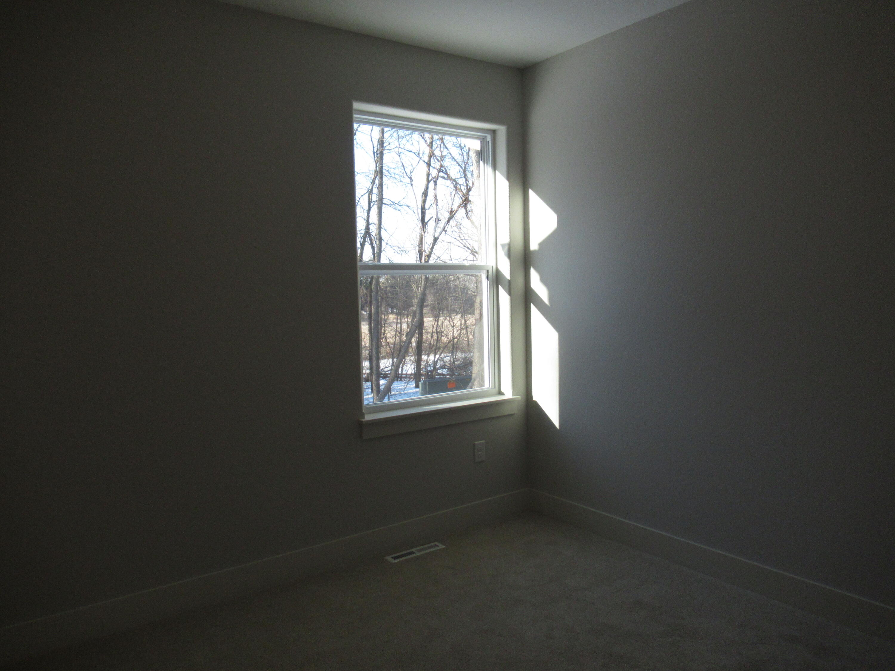 315 White Eagle Ct
