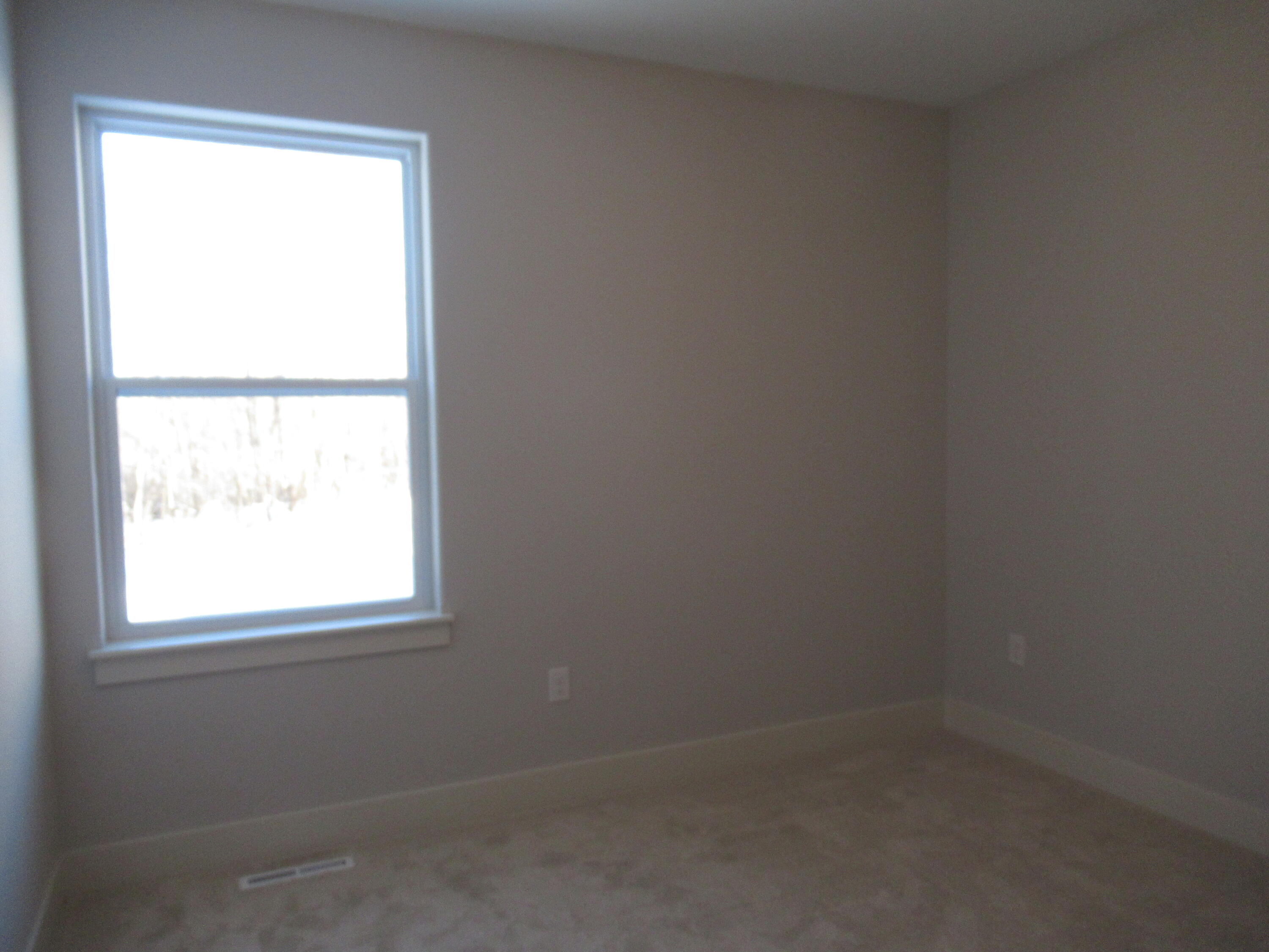315 White Eagle Ct