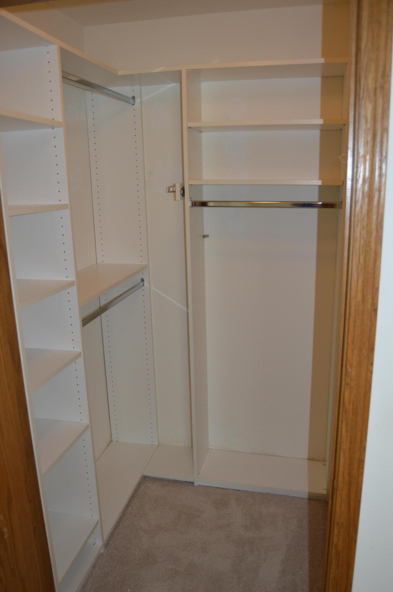 4575 S 124th St Unit: 4575