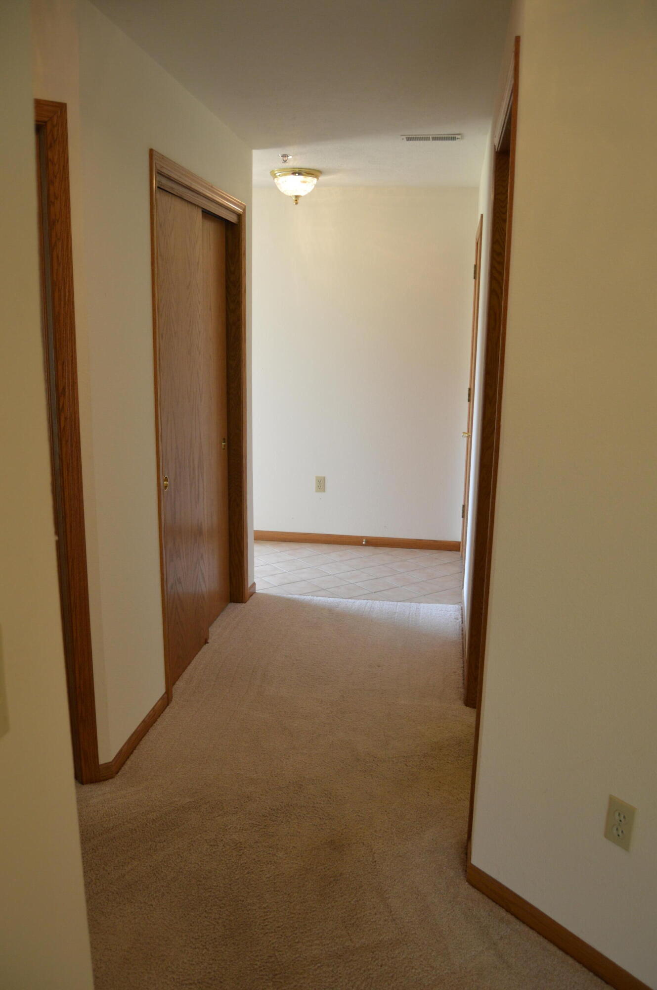 4575 S 124th St Unit: 4575