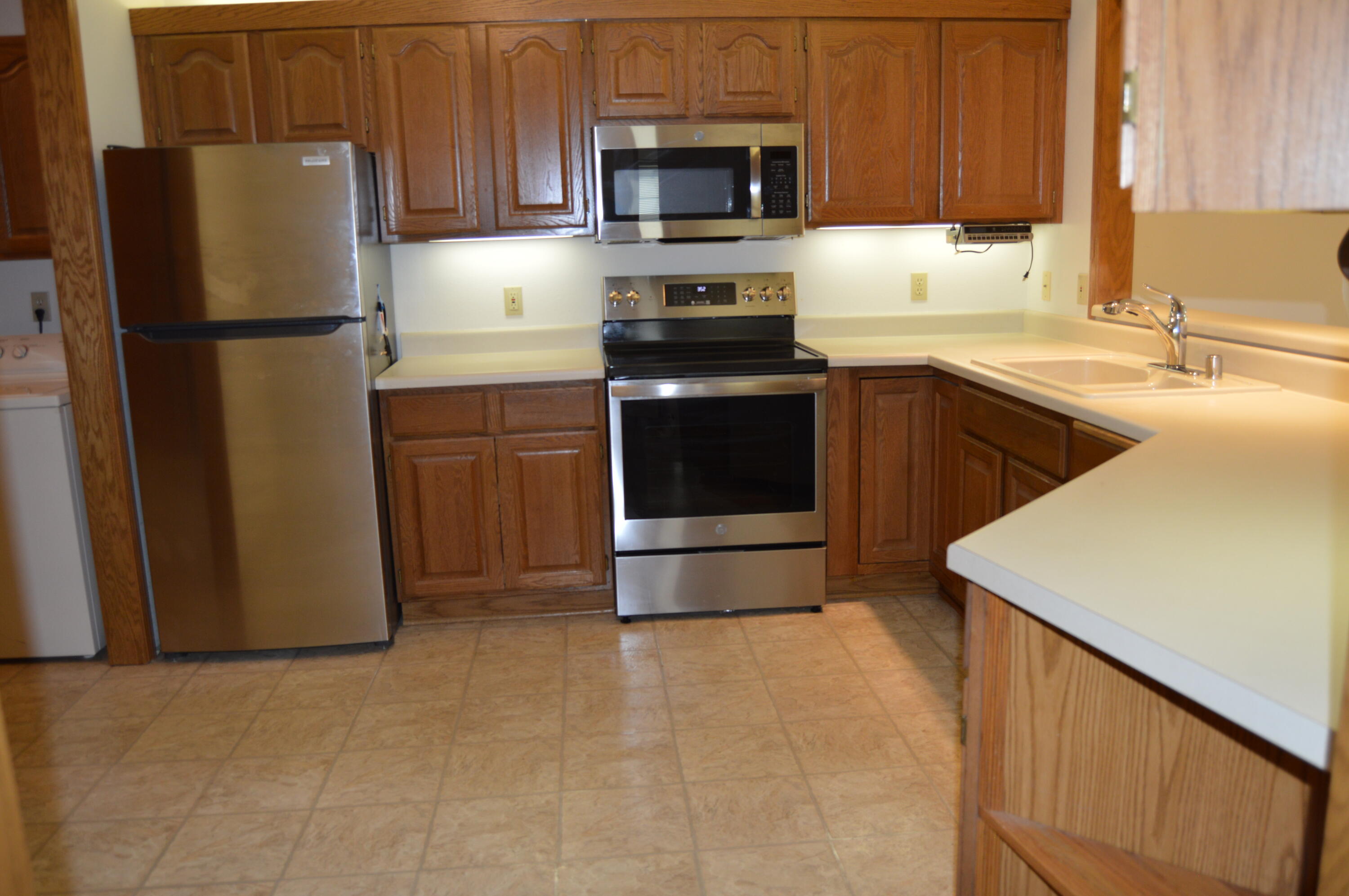 4575 S 124th St Unit: 4575