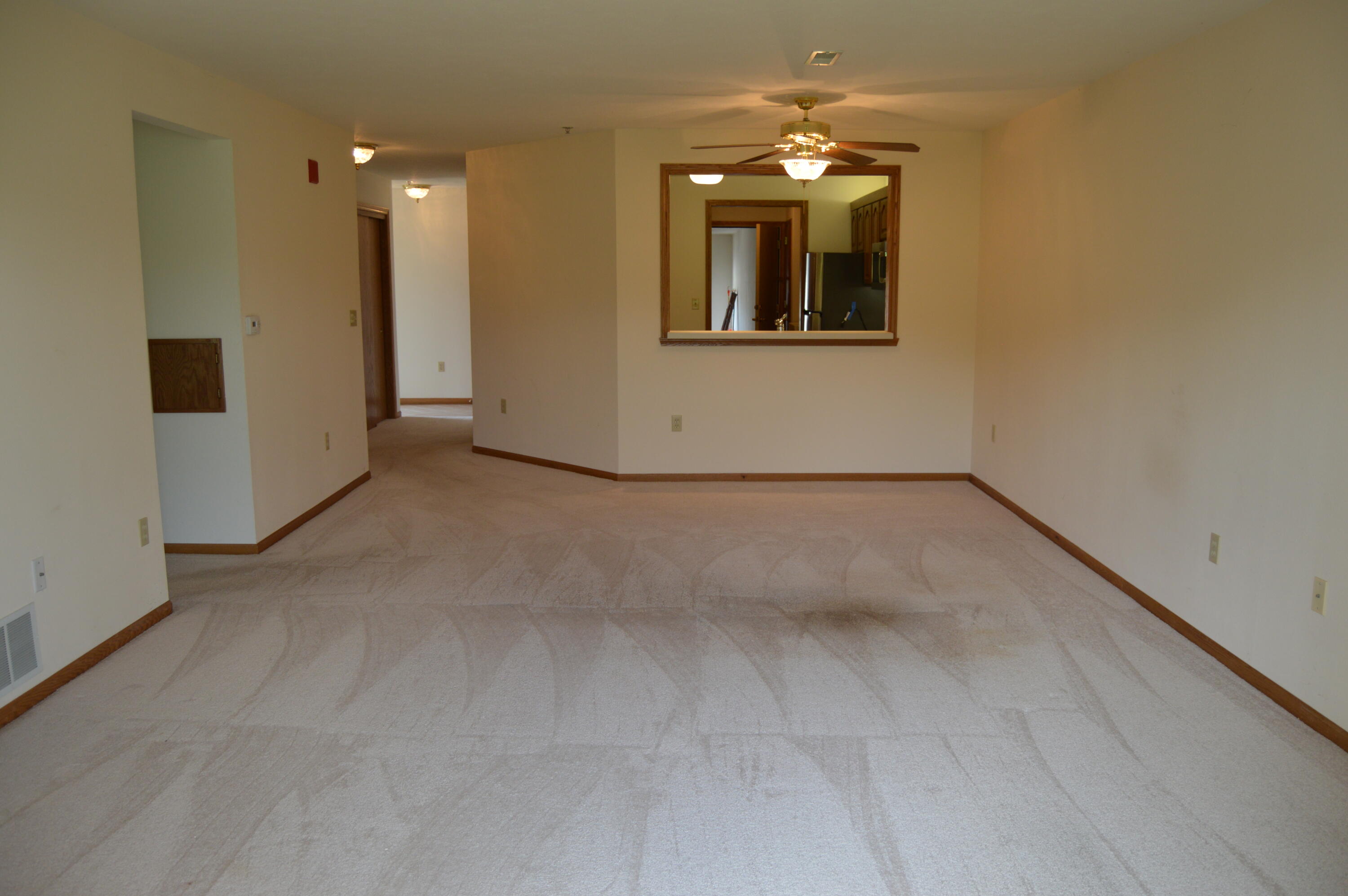 4575 S 124th St Unit: 4575