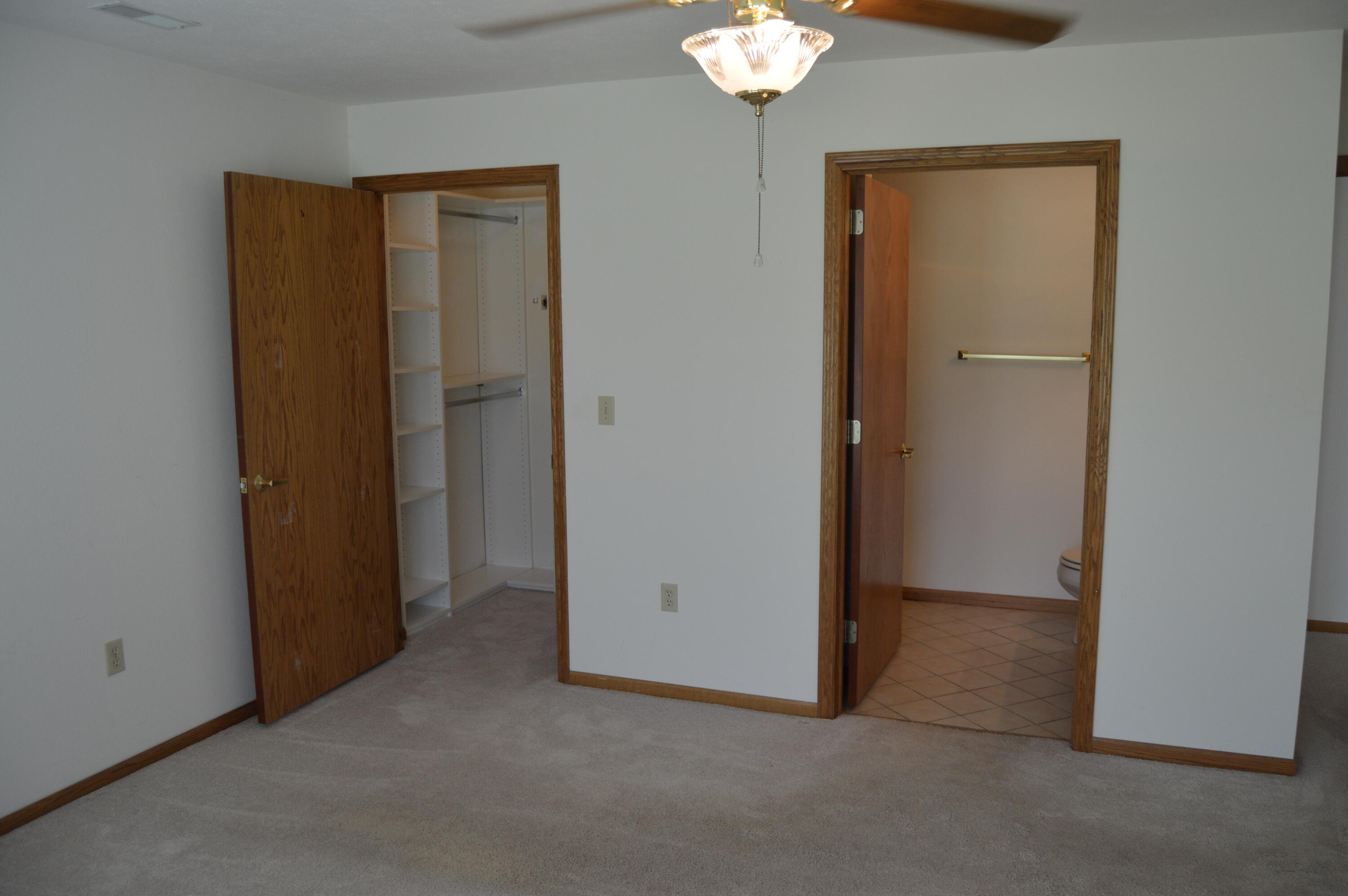 4575 S 124th St Unit: 4575